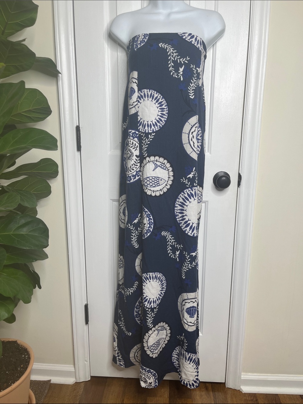 White Closet Maxi Dress Blue Coastal Print NWT Size XL